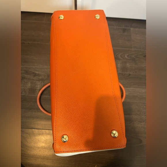 Prada Tote Bag - Picture 5 of 13